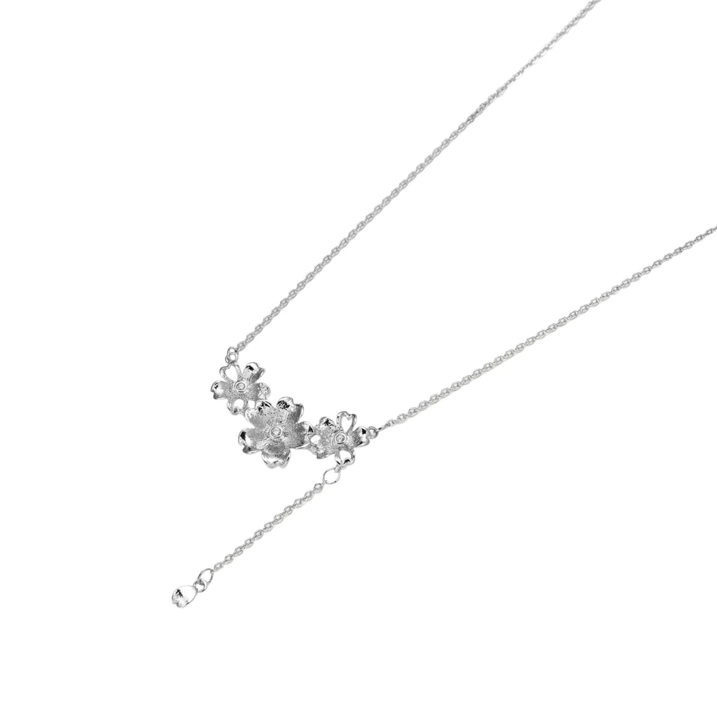 Silver Bloom Lariat