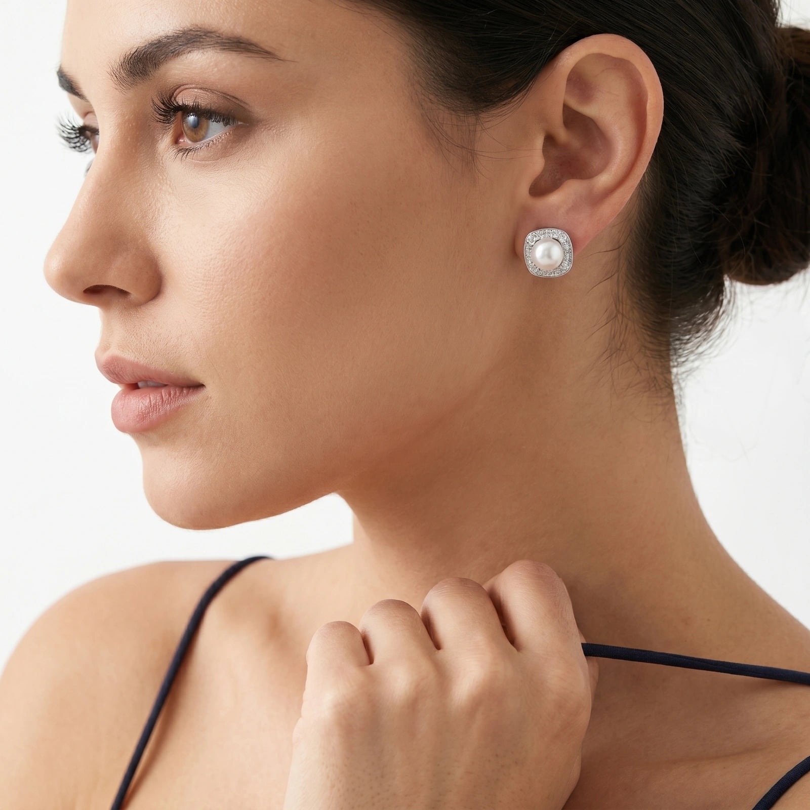 Halo Pearl Studs